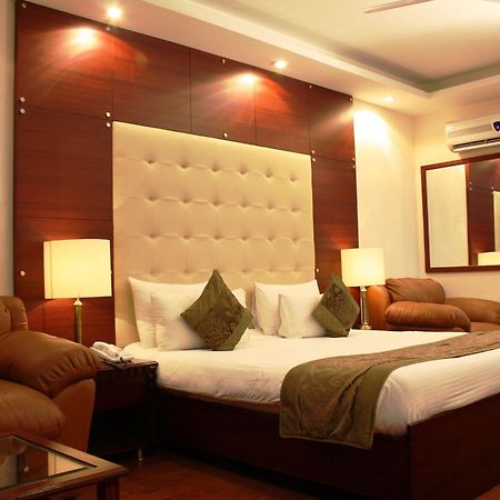 Oyo 367 Hotel Forest Green Nové Dillí Exteriér fotografie